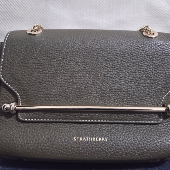 Strathberry Khaki Leather Shoulder Bag with Gold Chain - Picture 2 of 9